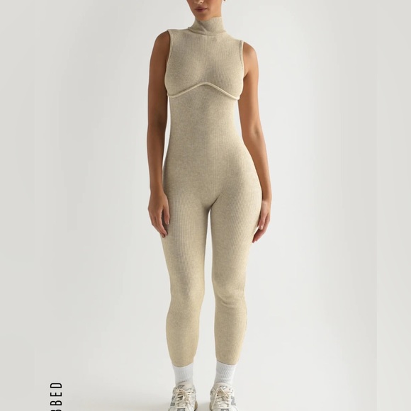 Ribbed Jumpsuit | Brown - Picture 3 of 5